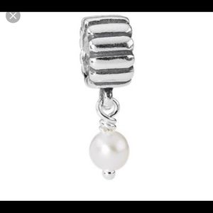 pandora pearl charm